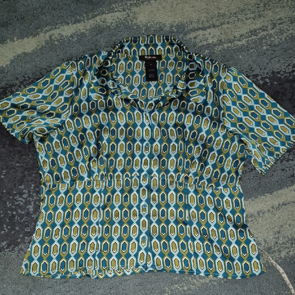 Style & Co. Blue and Green Geometric Blouse Size 16